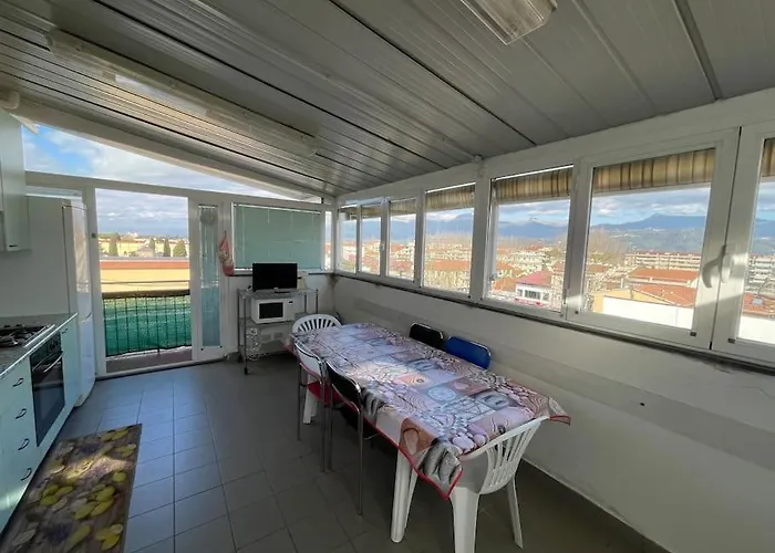 Attico Ampio E Luminoso Con Terrazza Panoramica Apartament Viareggio