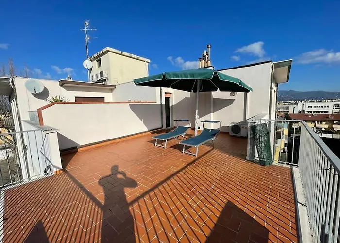 Attico Ampio E Luminoso Con Terrazza Panoramica