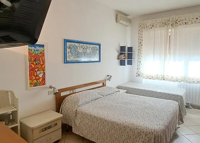 Attico Ampio E Luminoso Con Terrazza Panoramica Viareggio