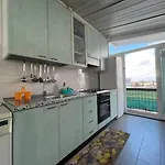 Attico Ampio E Luminoso Con Terrazza Panoramica