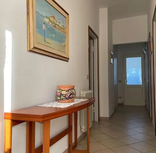 Attico Ampio E Luminoso Con Terrazza Panoramica Appartement *